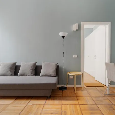 Guesthost - Chic Flat Steps From Duomo דירה