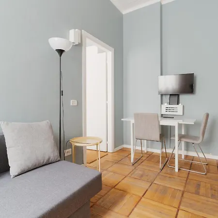Apartamento Guesthost - Chic Flat Steps From Duomo